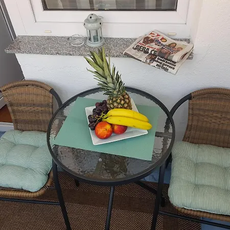 Apartman Metropolis Διαμέρισμα *